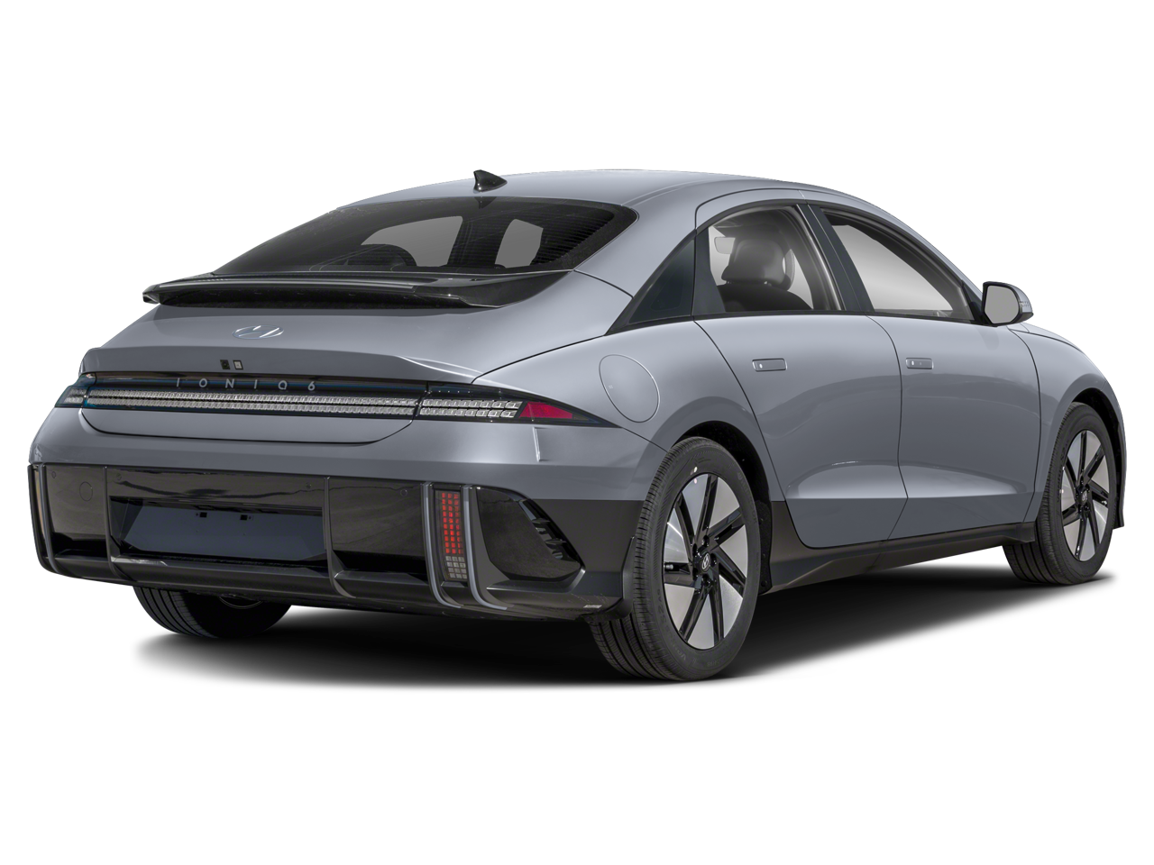 Used 2024 Hyundai IONIQ 6 SE with VIN KMHM24AA0RA070918 for sale in Silver Spring, MD