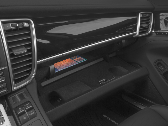 2016 Porsche Panamera 4