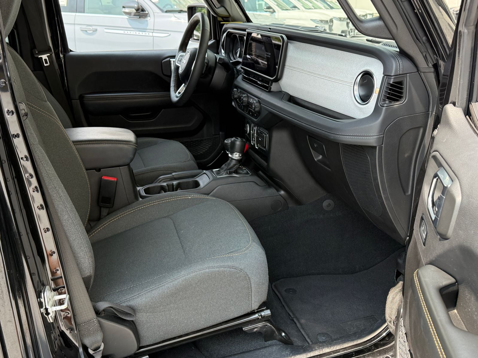 2024 Jeep Wrangler Sahara 4xe