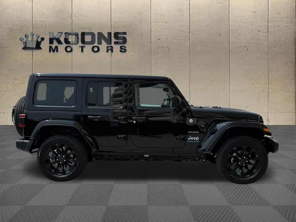 2024 Jeep Wrangler Sahara 4xe