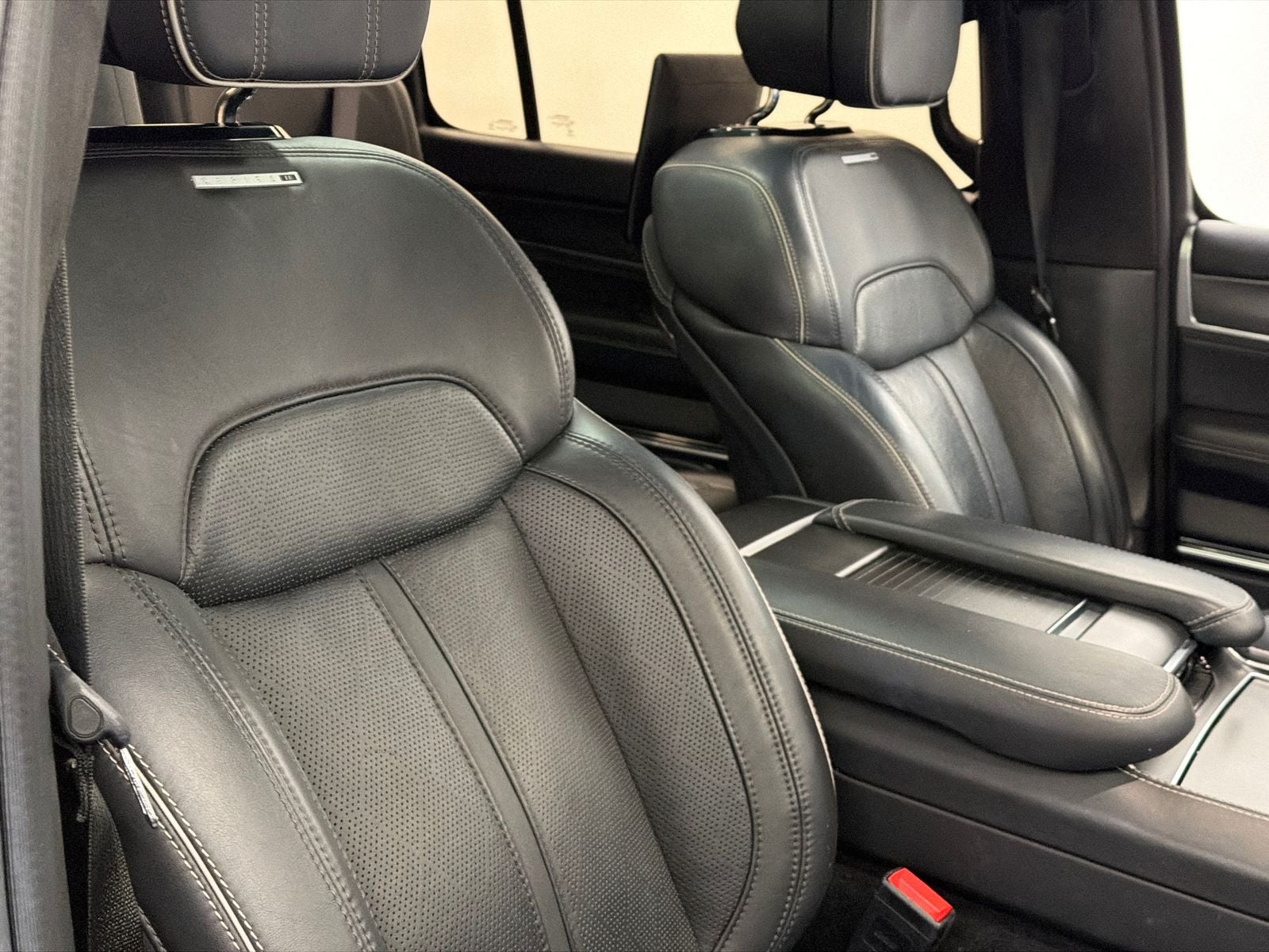 2022 Jeep Grand Wagoneer Series II