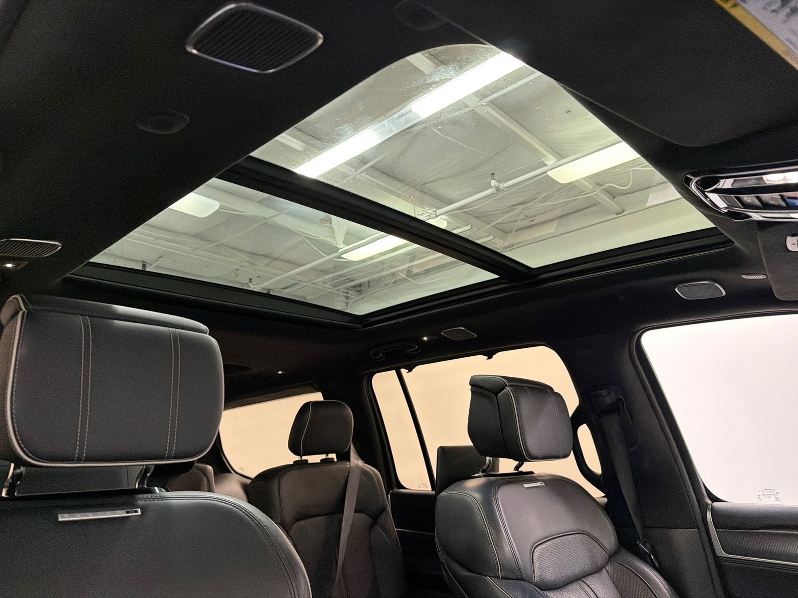 2022 Jeep Grand Wagoneer Series II