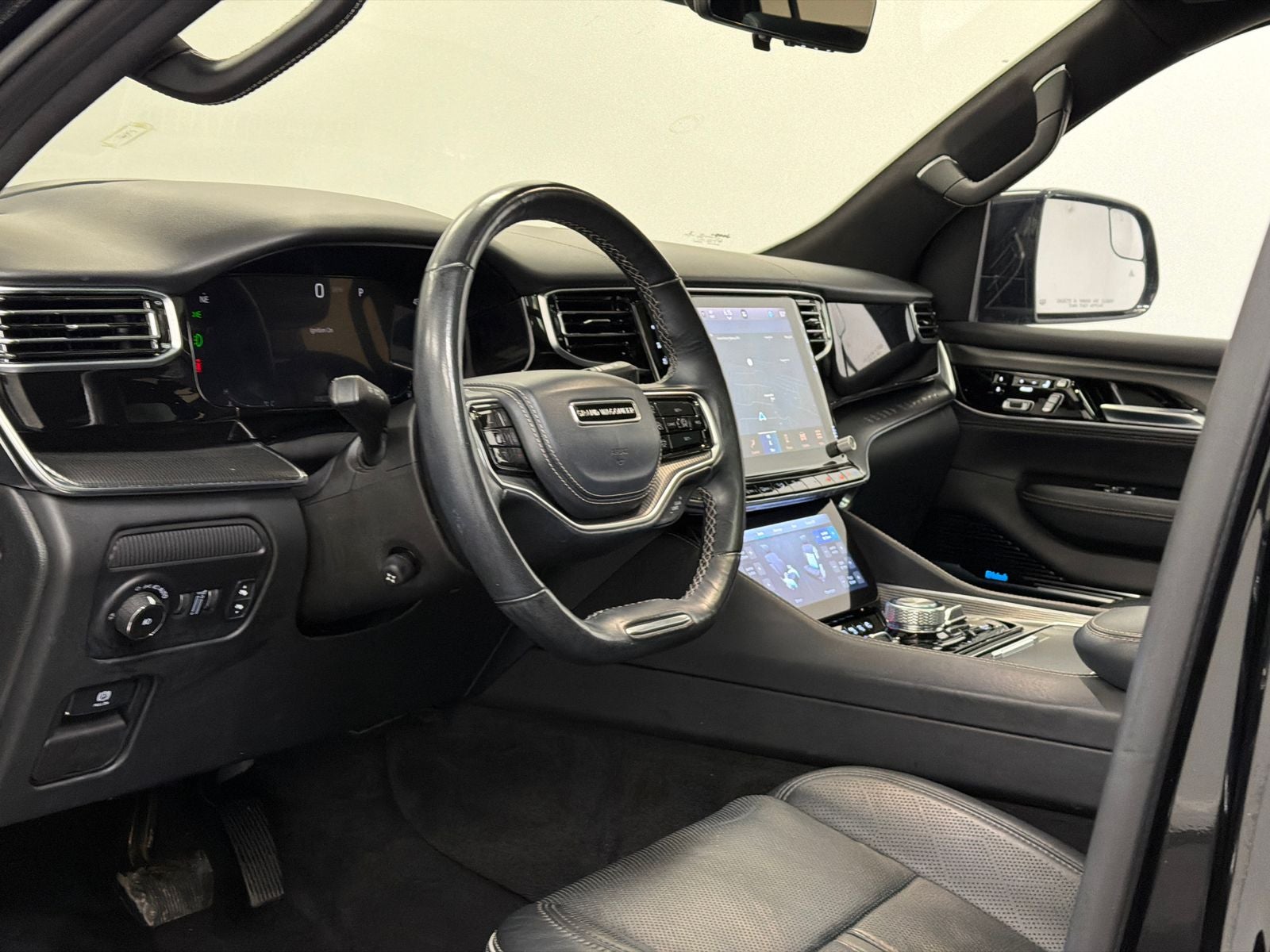 2022 Jeep Grand Wagoneer Series II