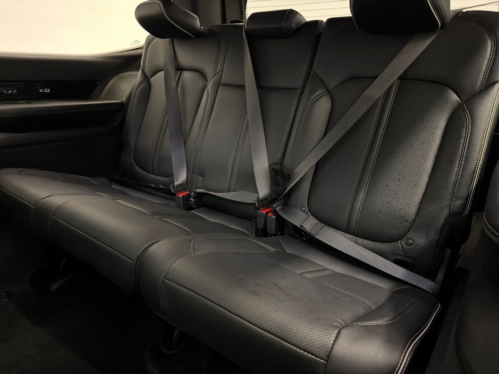 2022 Jeep Grand Wagoneer Series II