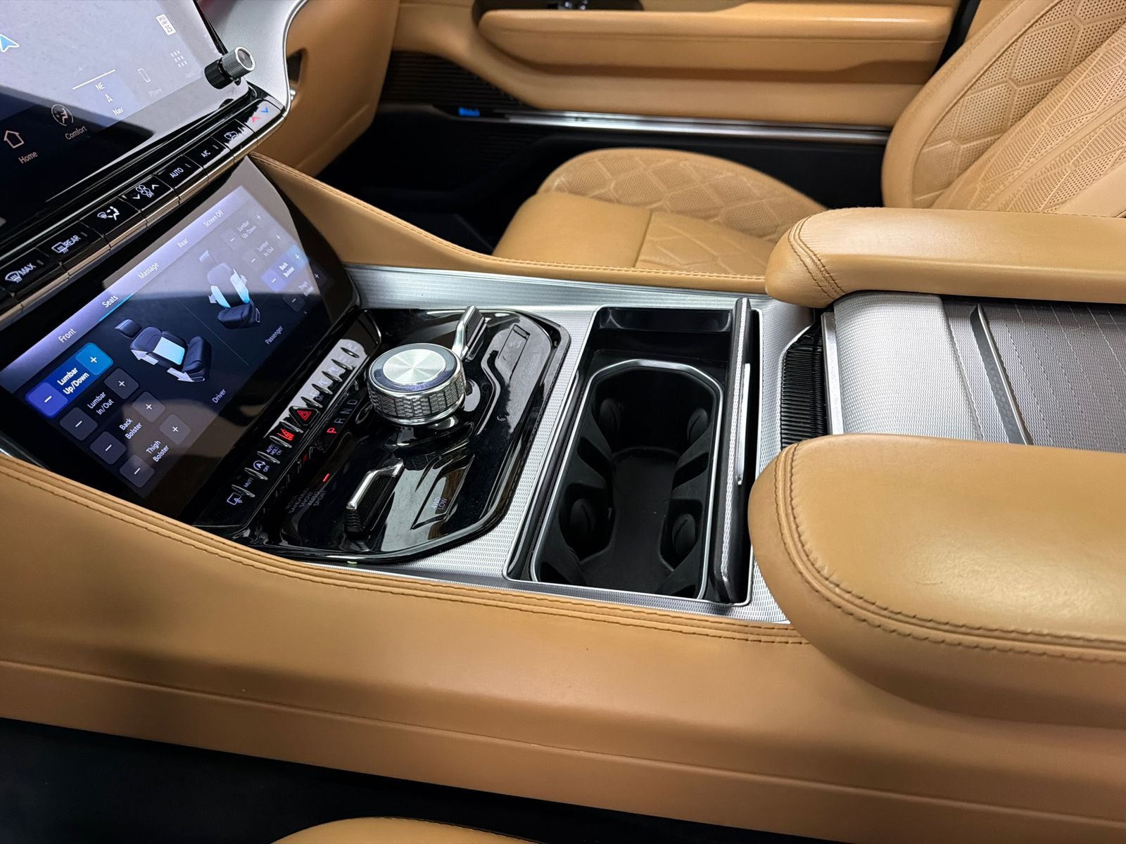 2023 Jeep Grand Wagoneer Series III