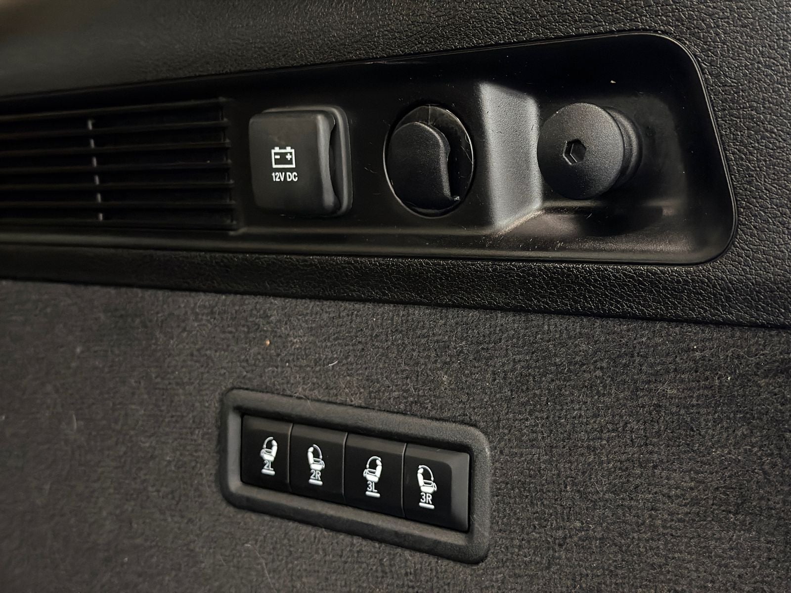 2023 Jeep Grand Wagoneer Series III