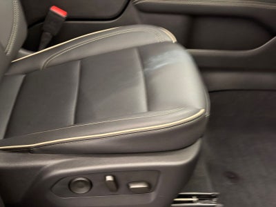 2025 GMC Yukon XL Elevation