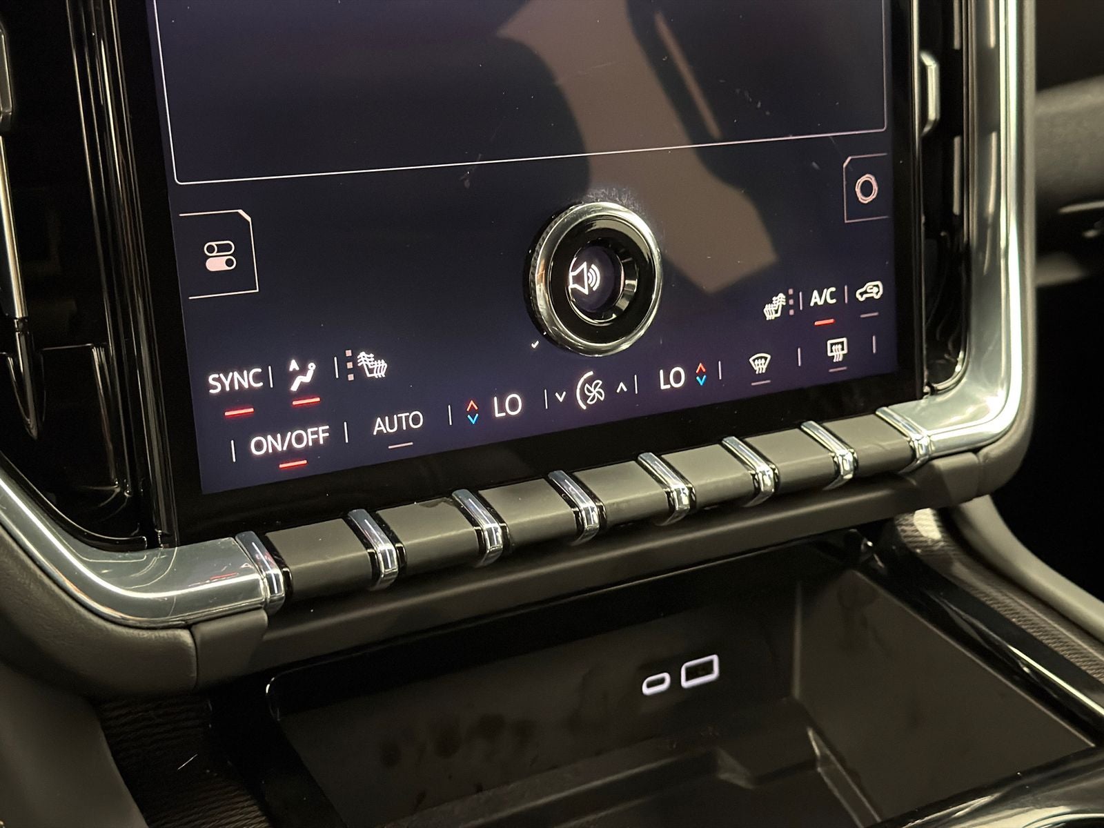 2025 GMC Yukon XL Elevation