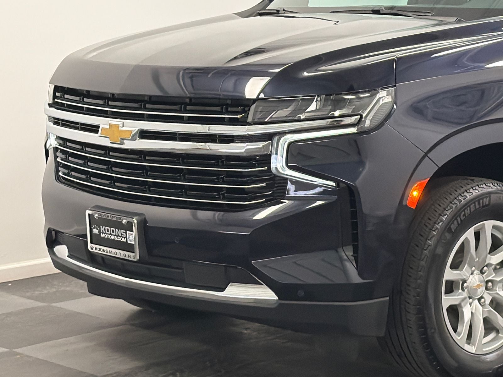 2024 Chevrolet Suburban LT