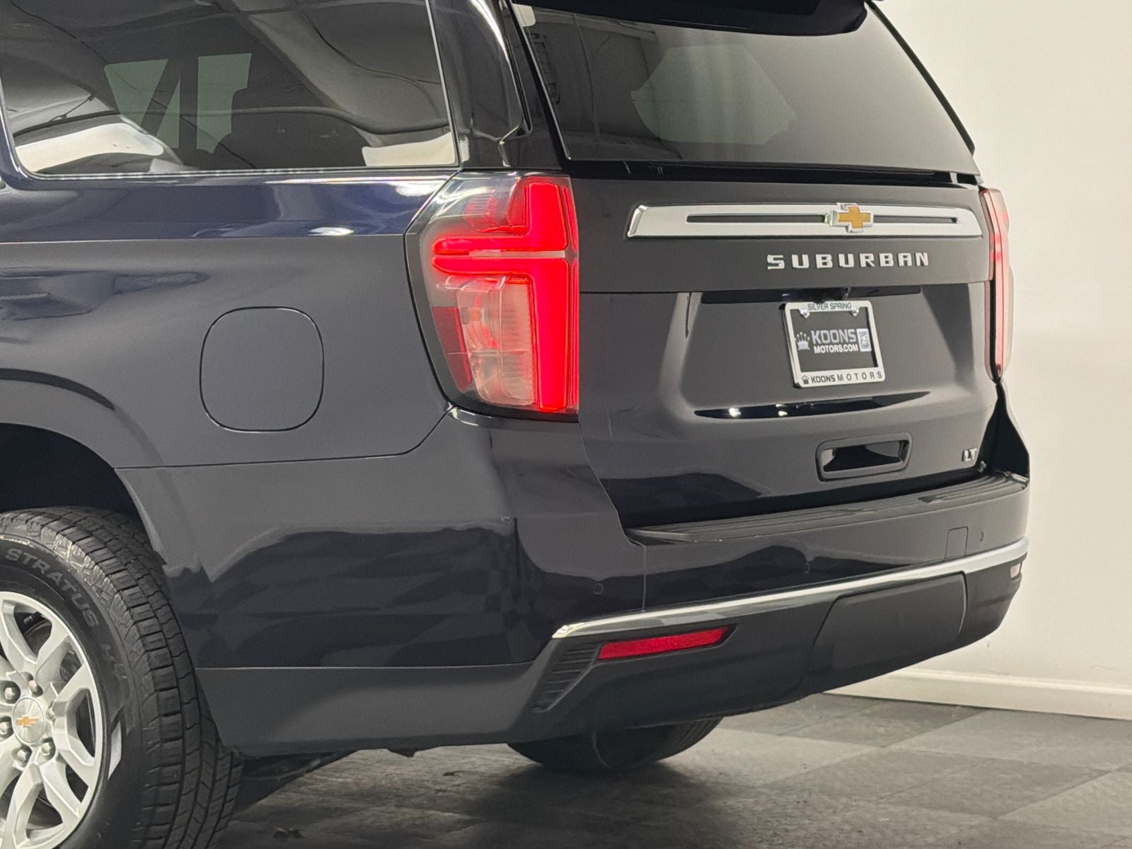 2024 Chevrolet Suburban LT