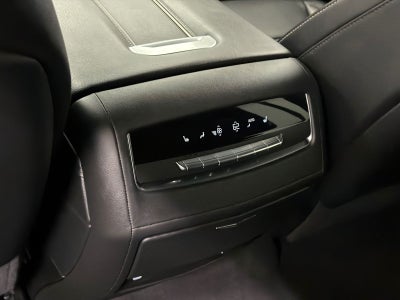 2024 Cadillac Escalade ESV Luxury