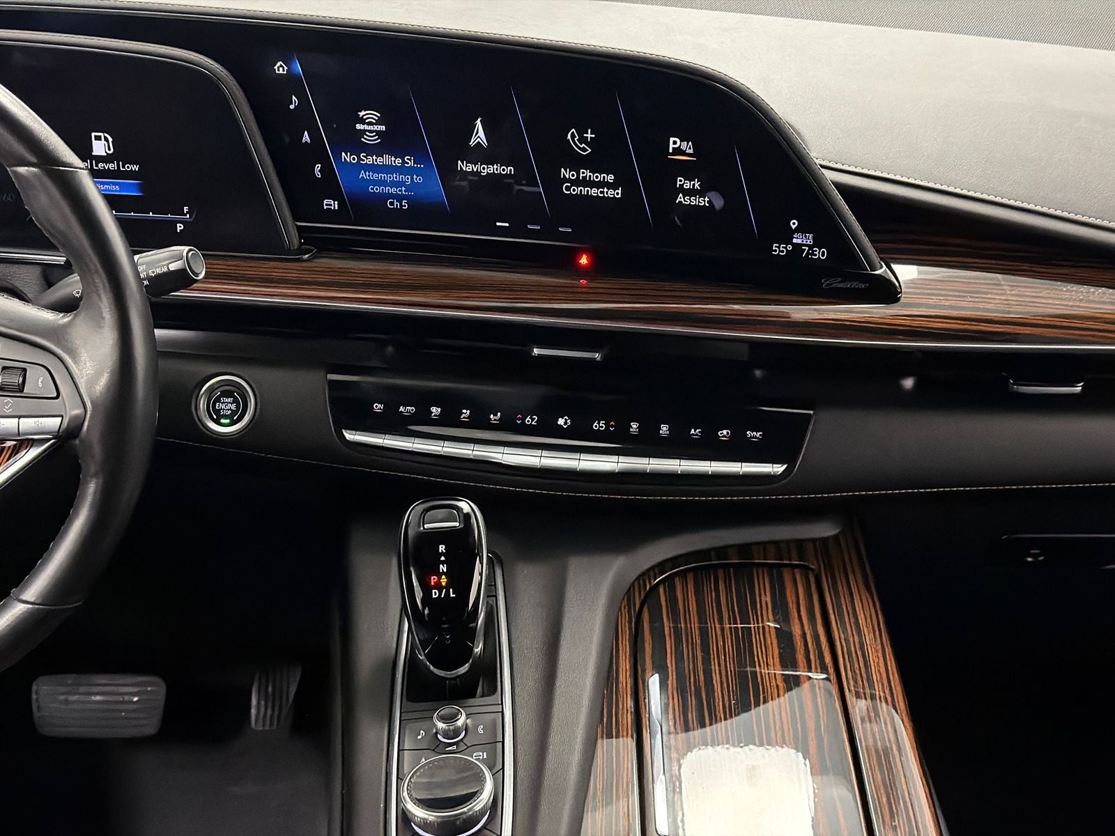 2024 Cadillac Escalade ESV Luxury