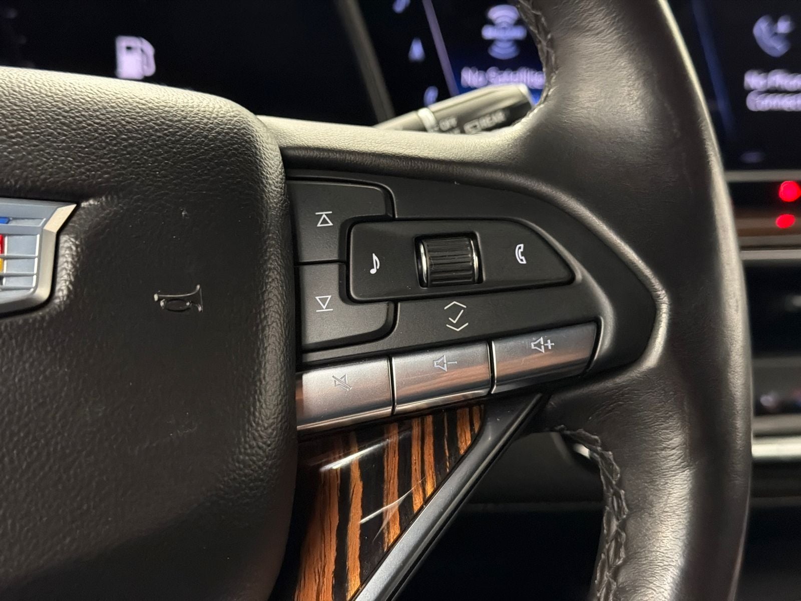 2024 Cadillac Escalade ESV Luxury