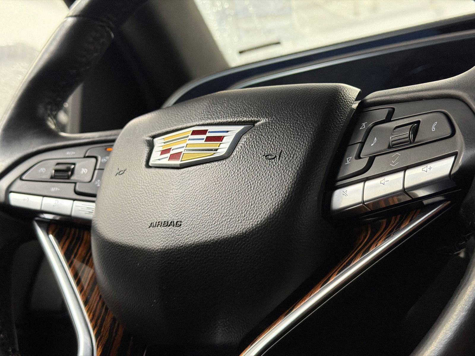 2024 Cadillac Escalade ESV Luxury