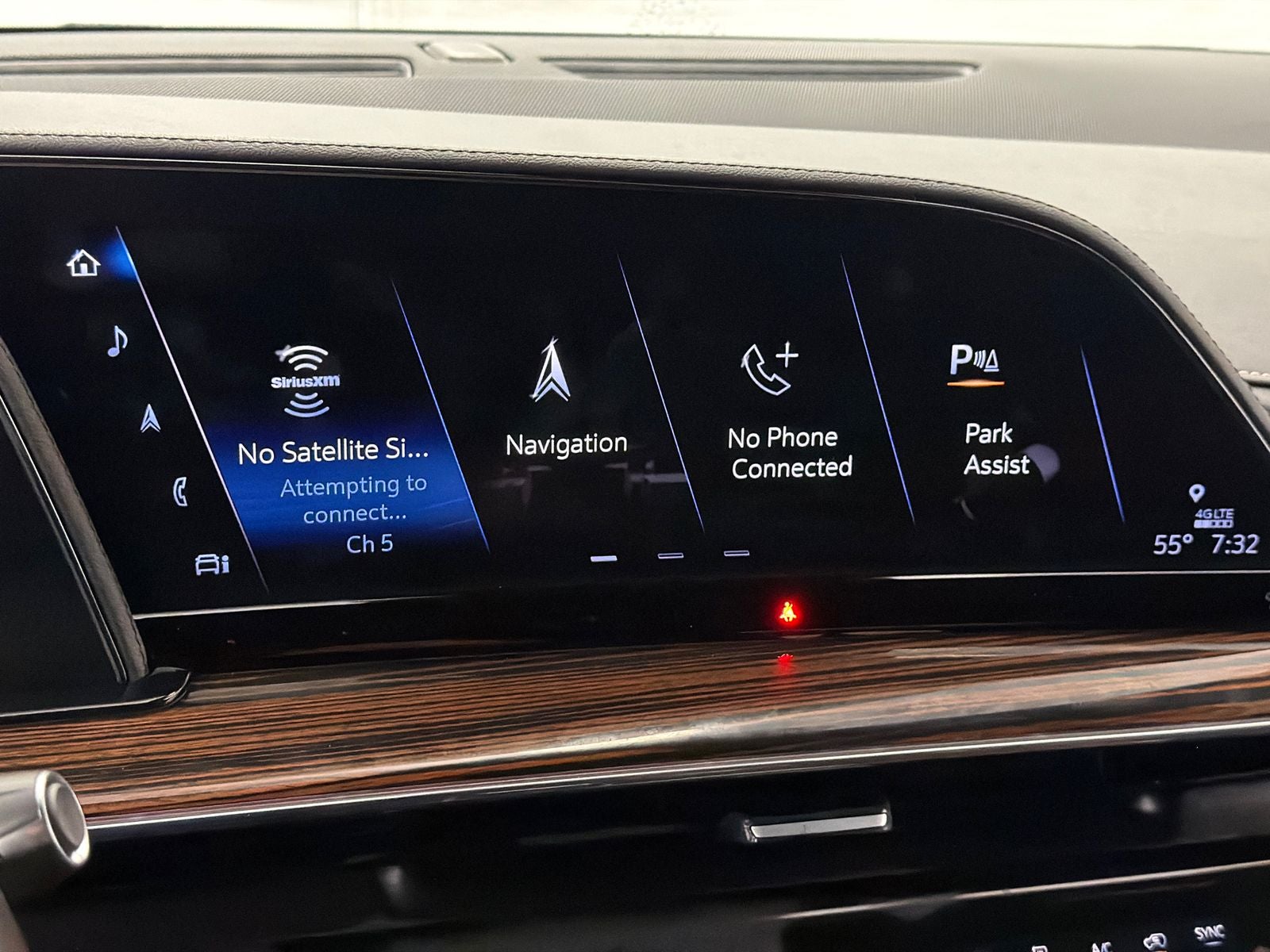 2024 Cadillac Escalade ESV Luxury