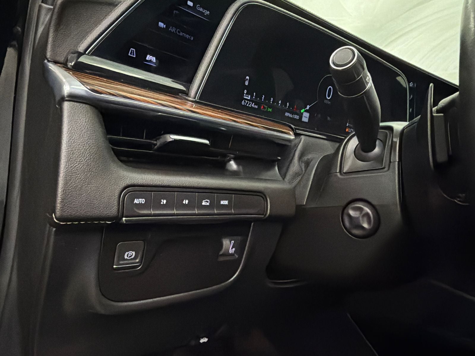 2024 Cadillac Escalade ESV Luxury