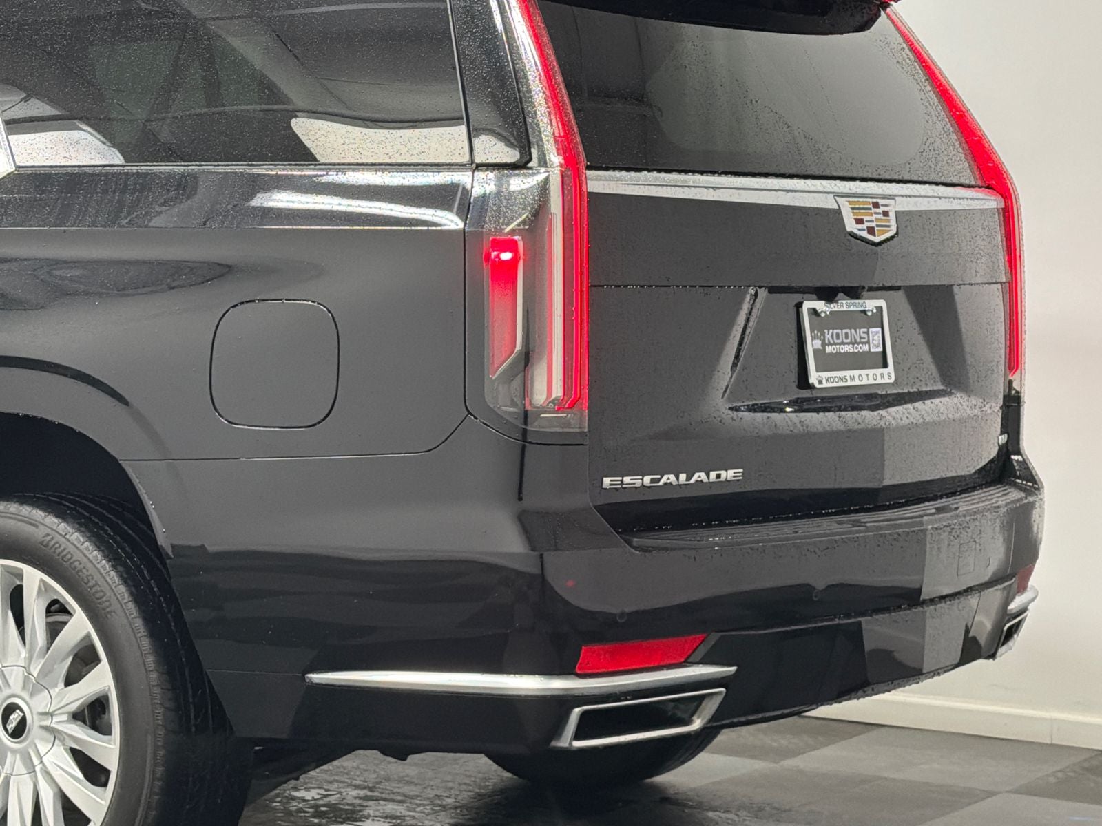2024 Cadillac Escalade ESV Luxury