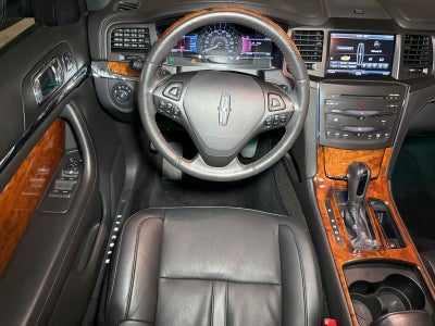 2015 Lincoln MKS Base
