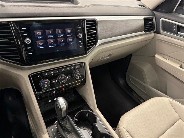 2023 Volkswagen Atlas 3.6L V6 SE w/Technology
