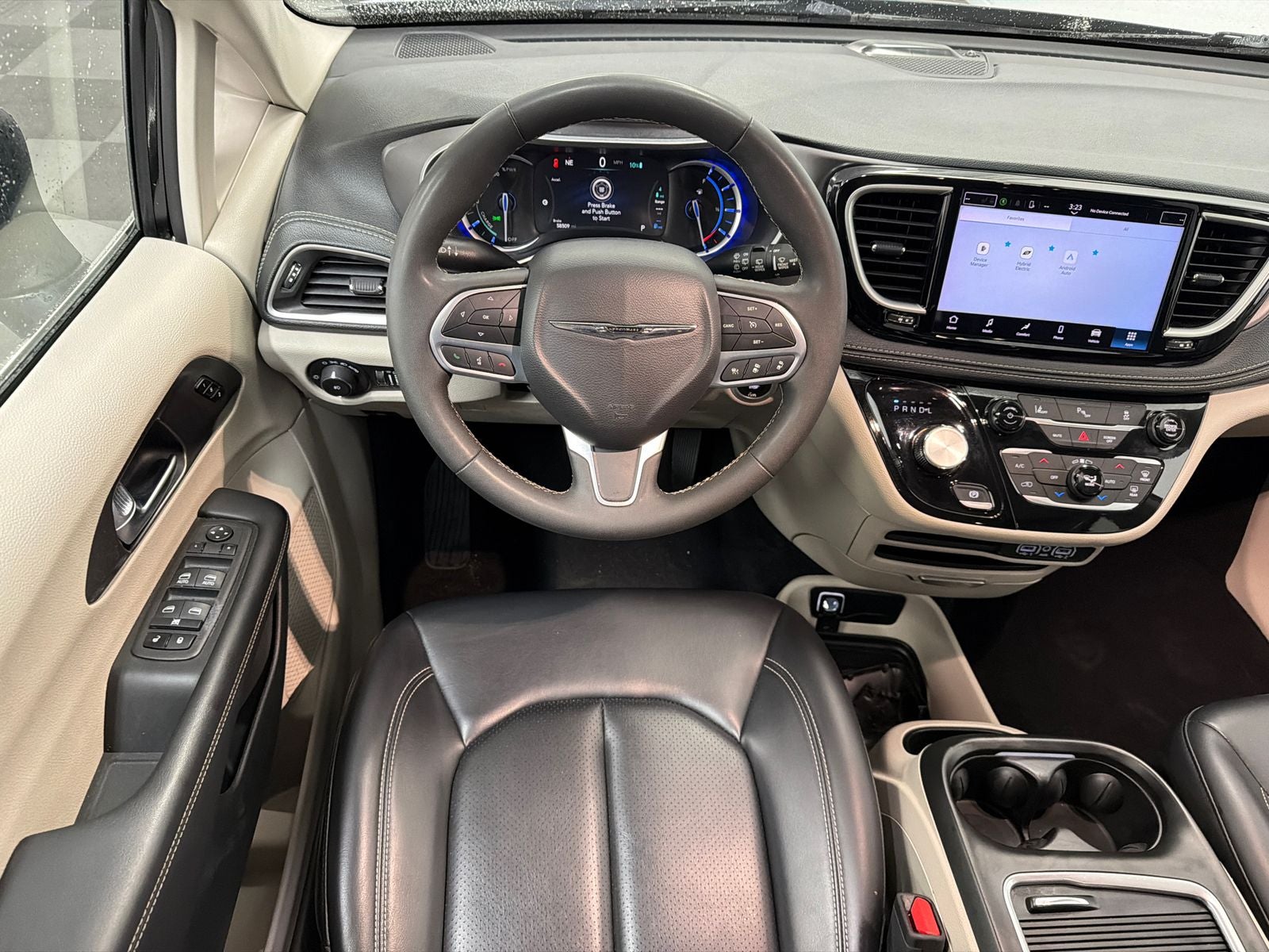 2023 Chrysler Pacifica Hybrid Touring L