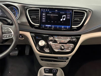 2021 Chrysler Pacifica Hybrid Touring