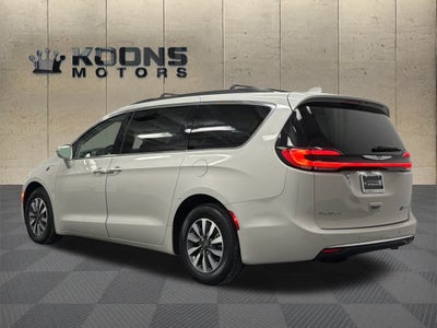 2021 Chrysler Pacifica Hybrid Touring