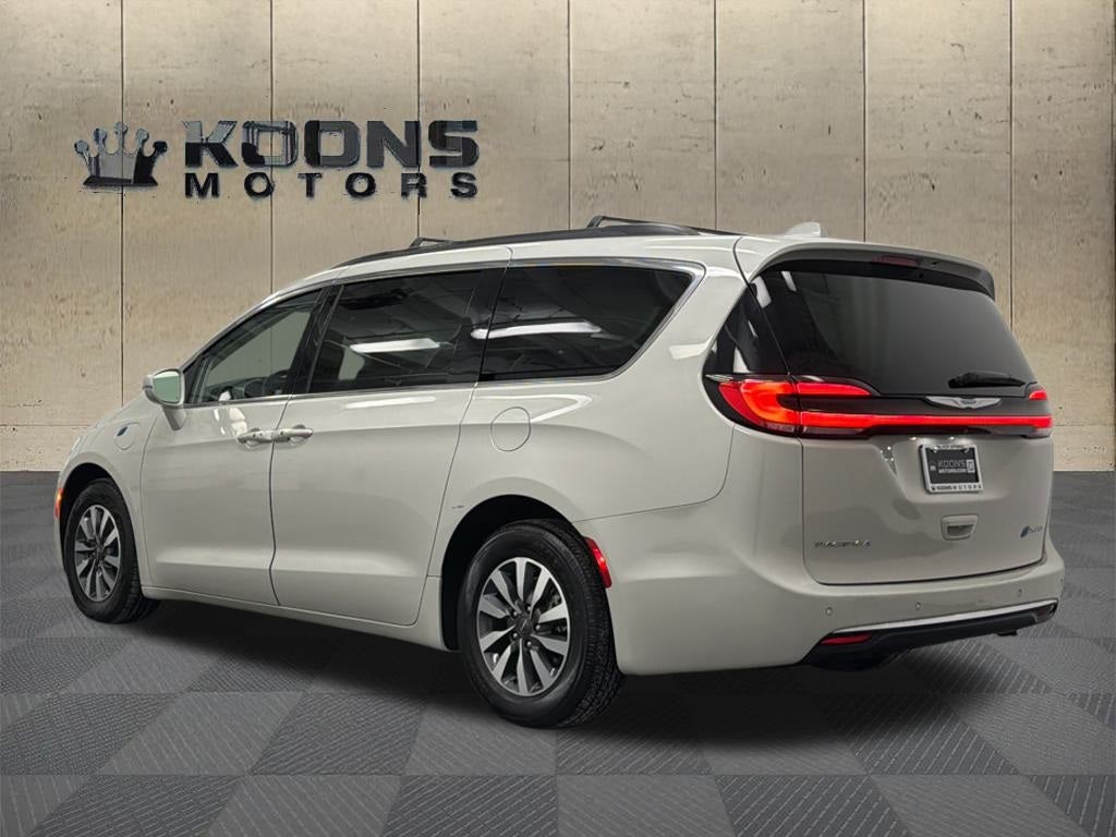 2021 Chrysler Pacifica Hybrid Touring