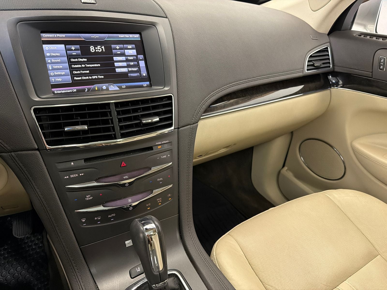 2014 Lincoln MKT EcoBoost