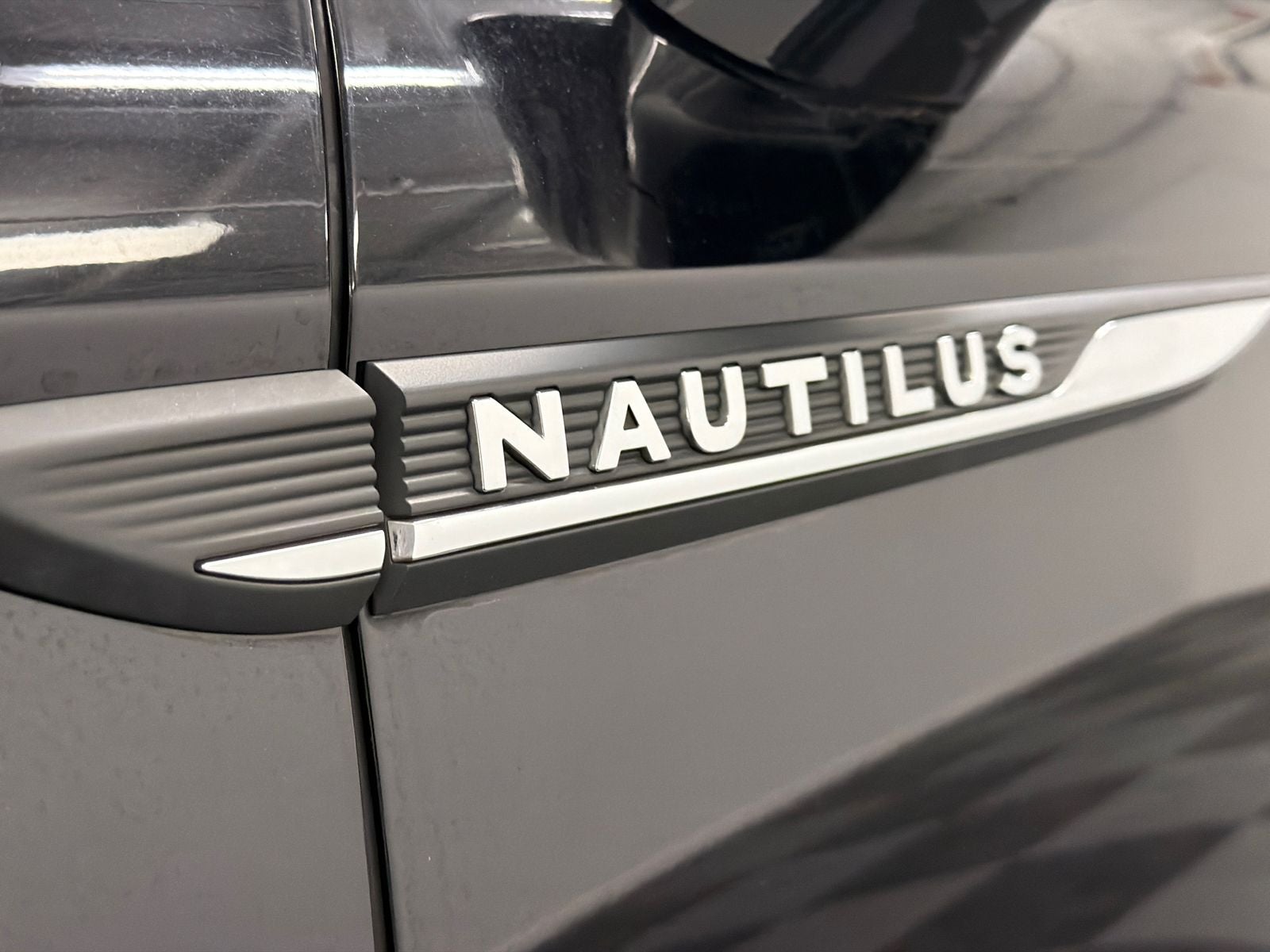 2023 Lincoln Nautilus Standard