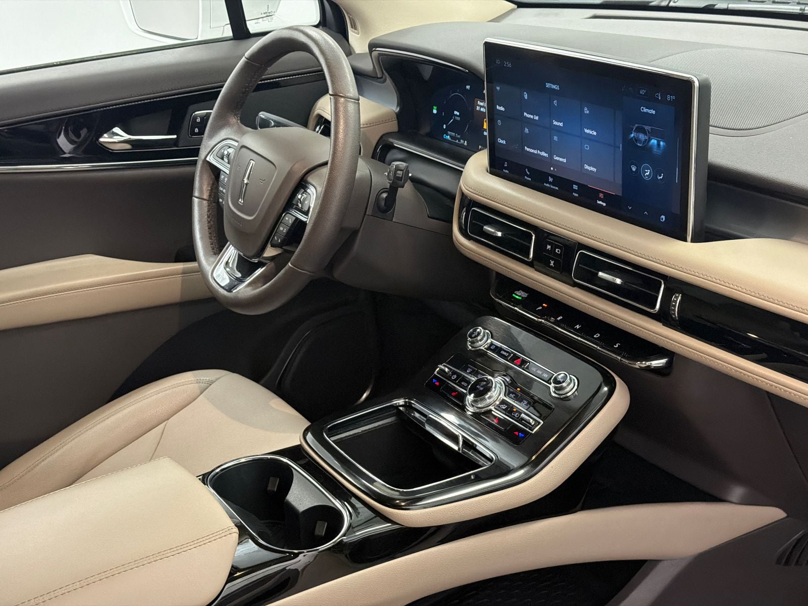 2022 Lincoln Nautilus Standard