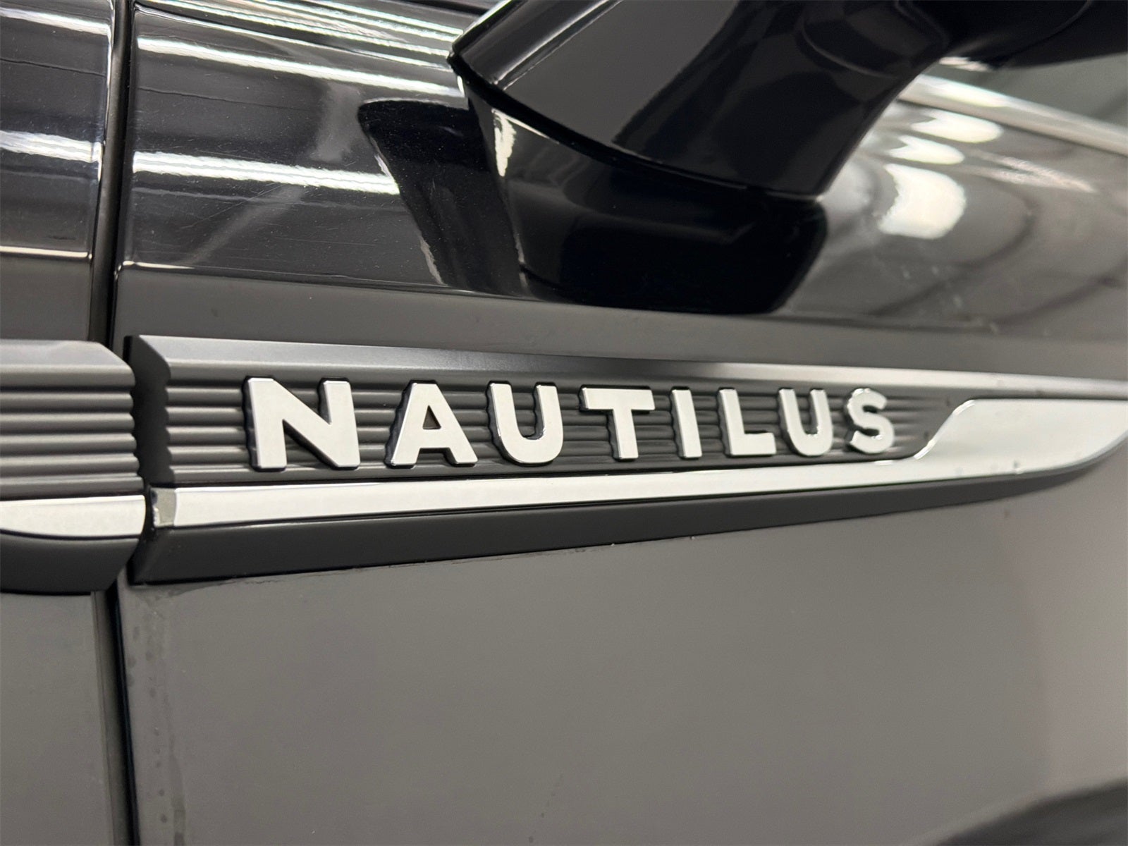 2023 Lincoln Nautilus Standard