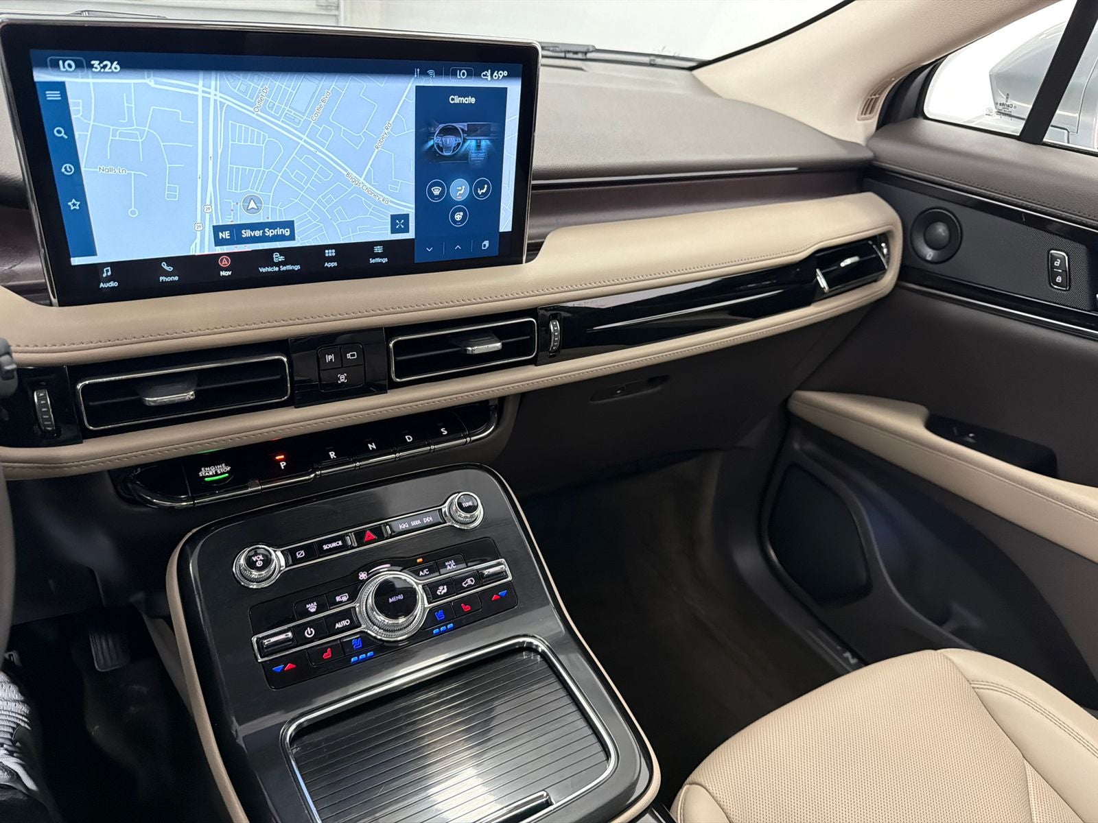 2023 Lincoln Nautilus Reserve