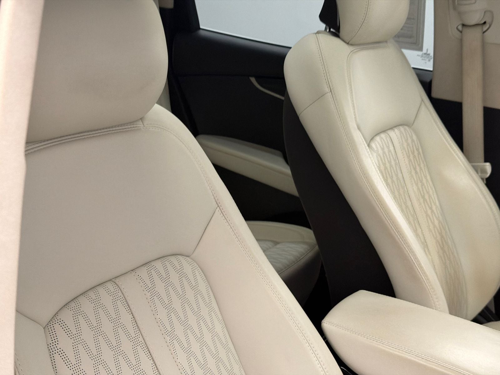 2023 Lincoln Nautilus Black Label