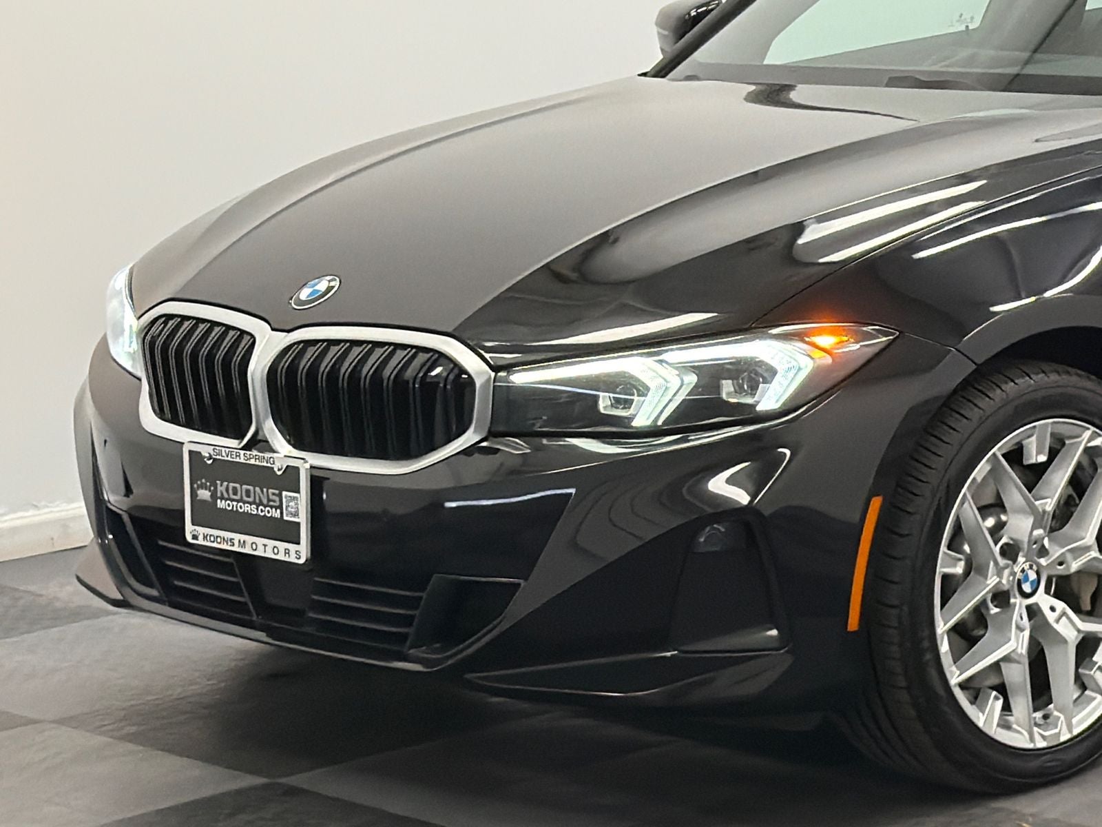 2025 BMW 3 Series 330i xDrive