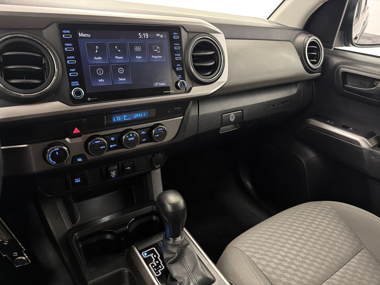 2022 Toyota Tacoma SR5 V6