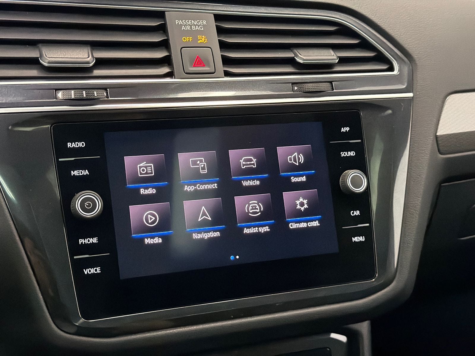 2022 Volkswagen Tiguan 2.0T SE R-Line Black