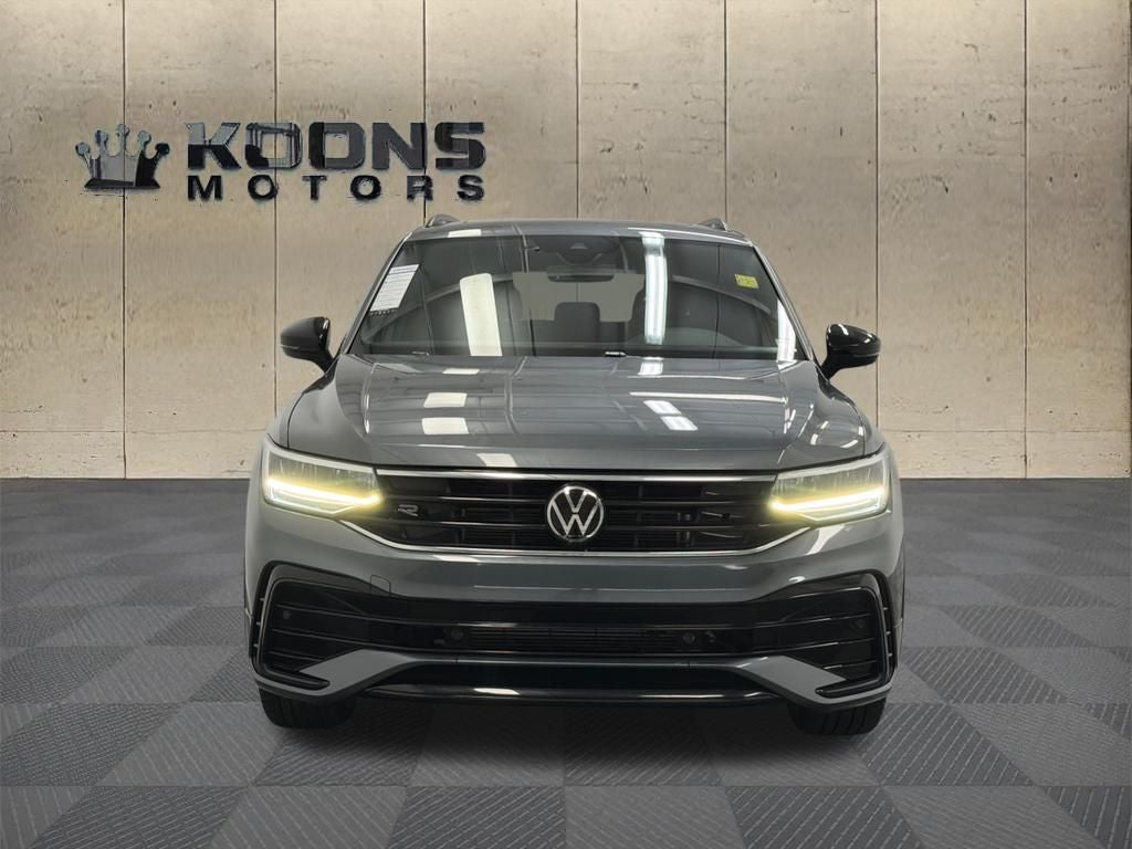 2022 Volkswagen Tiguan 2.0T SE R-Line Black