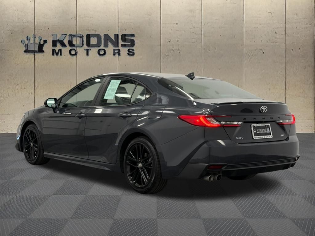 2025 Toyota Camry SE