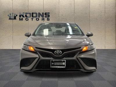 2022 Toyota Camry SE