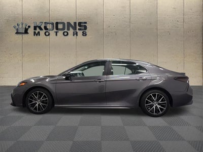 2022 Toyota Camry SE