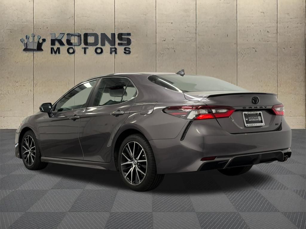 2022 Toyota Camry SE