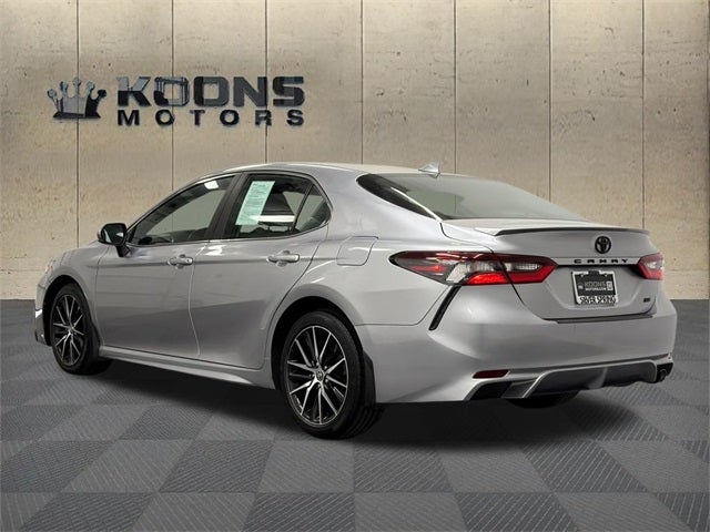 2024 Toyota Camry SE