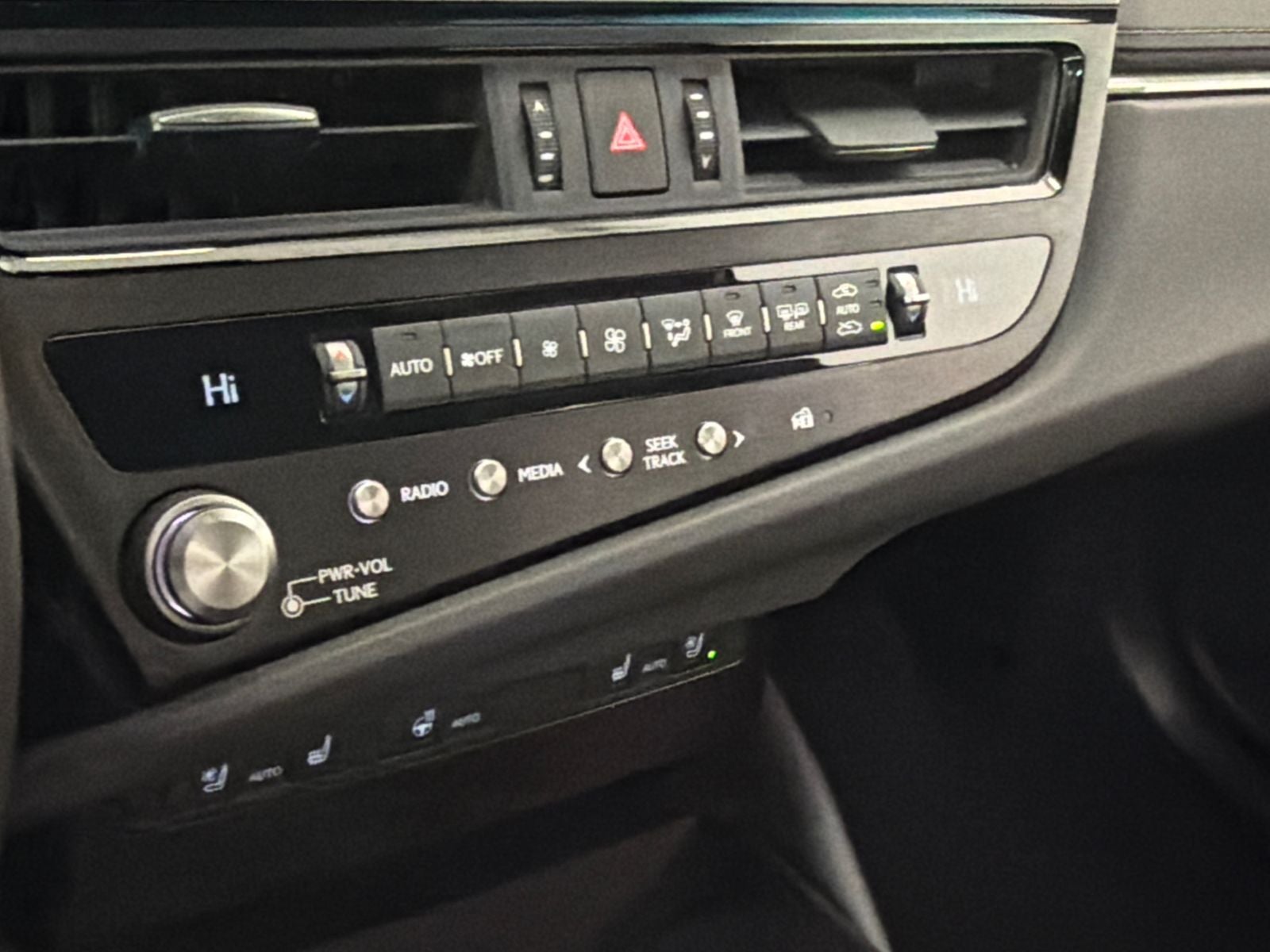 2023 Lexus ES 250