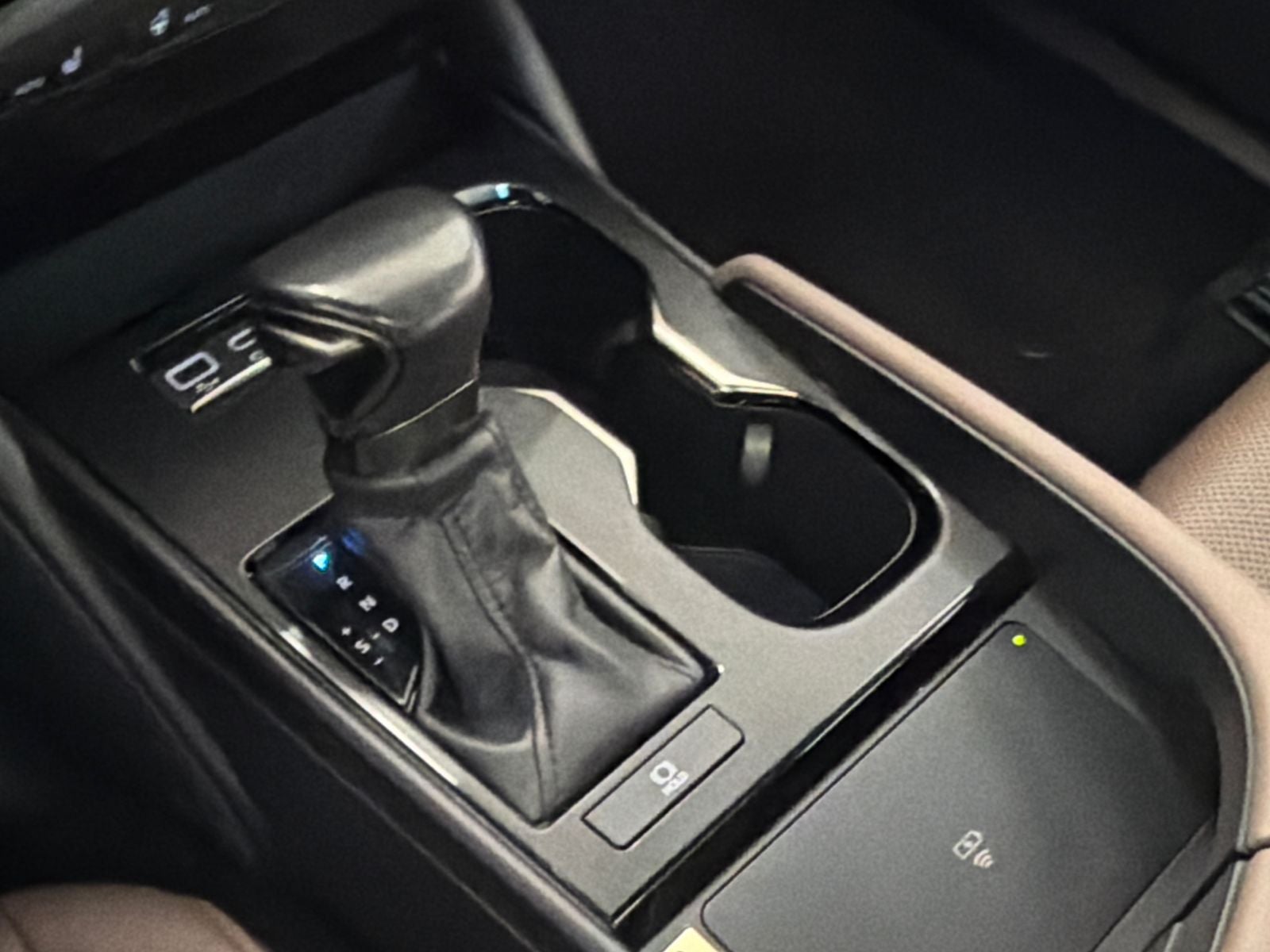 2023 Lexus ES 250