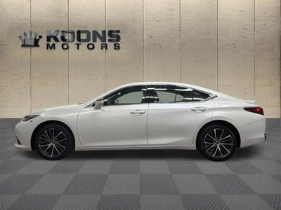 2023 Lexus ES 250