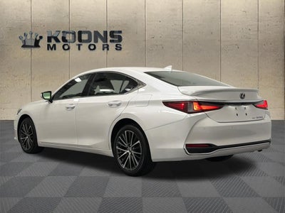 2023 Lexus ES 250