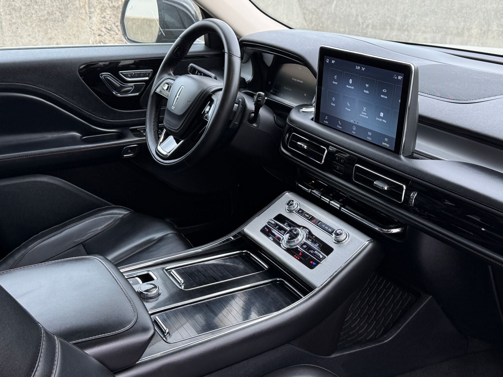 2023 Lincoln Aviator Standard