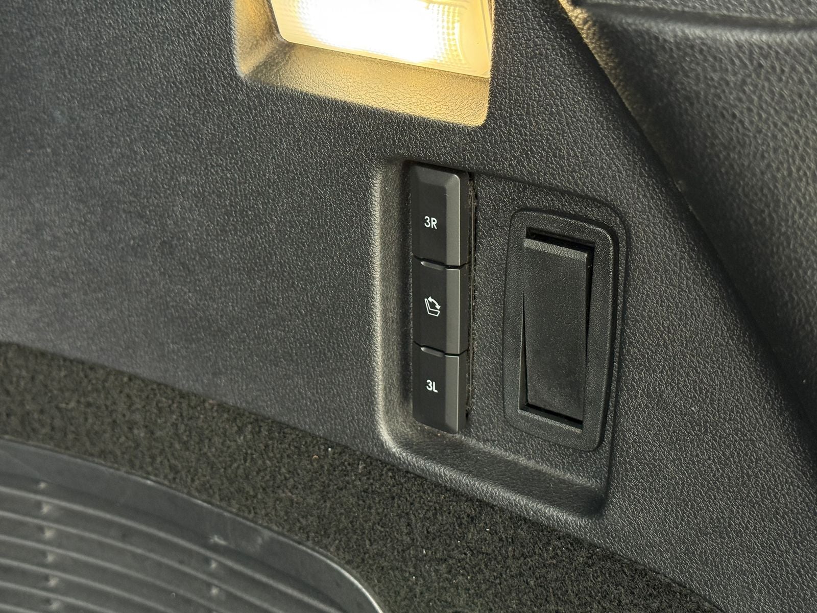 2023 Lincoln Aviator Standard