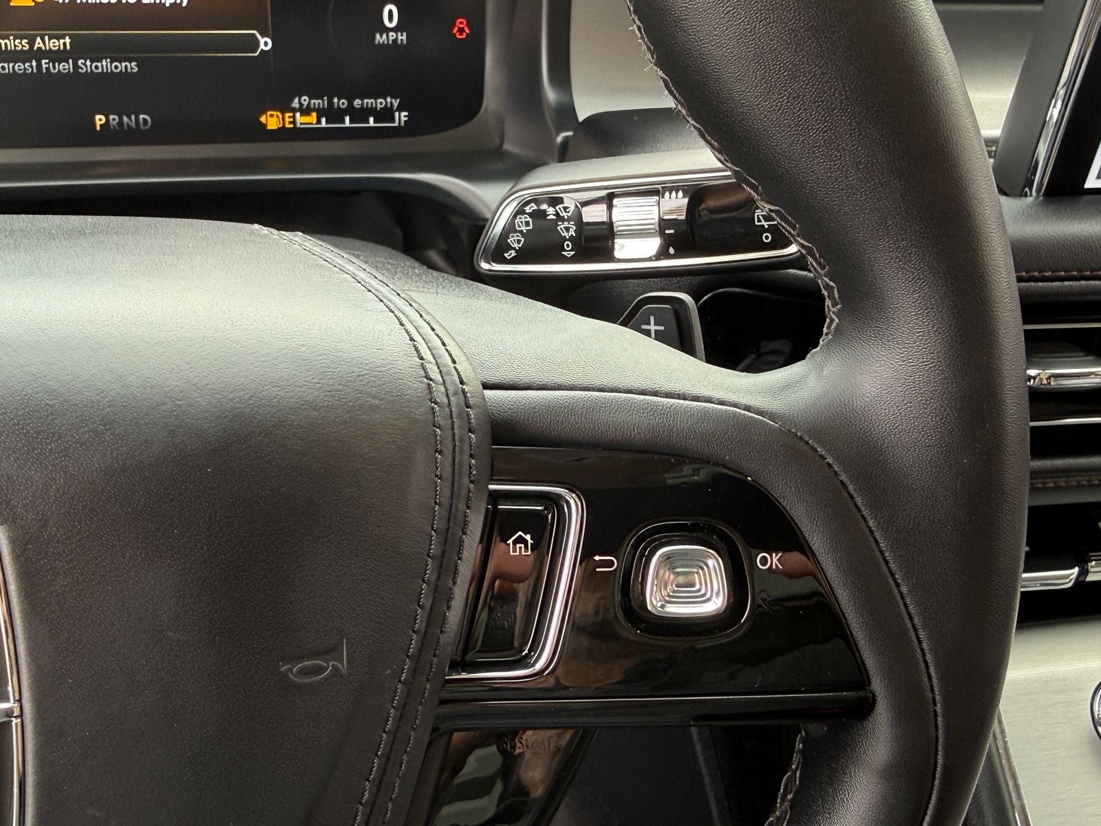 2023 Lincoln Aviator Standard