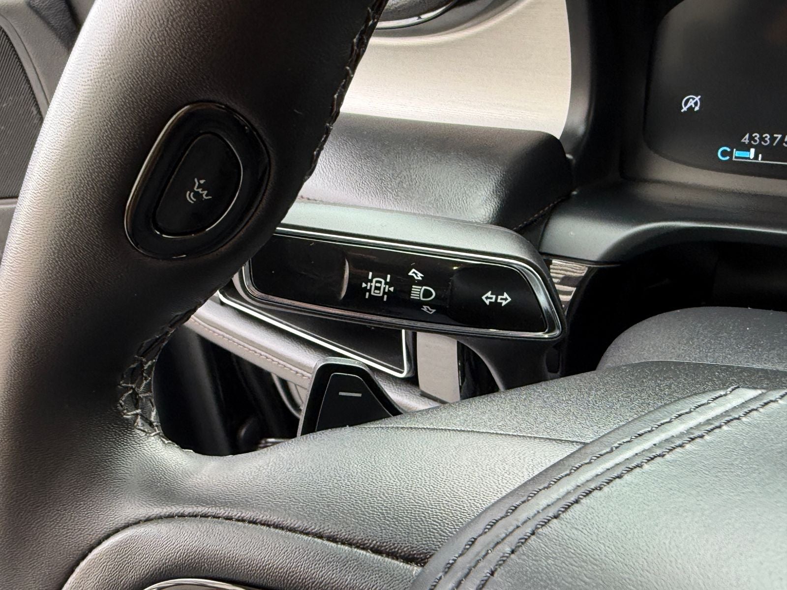 2023 Lincoln Aviator Standard